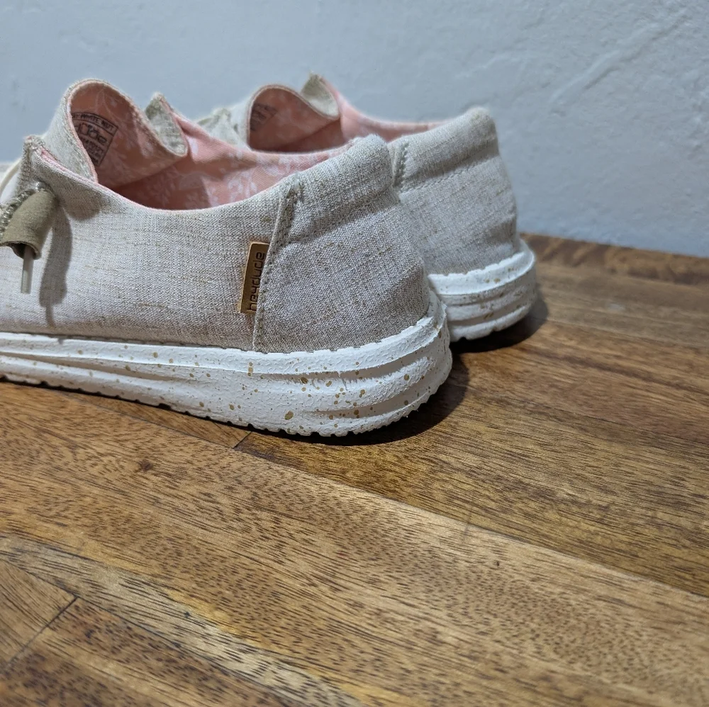 Hey‎ Dude Wendy Women Casual Shoes 7 Chambray White Nut Canvas Slip On 121410121